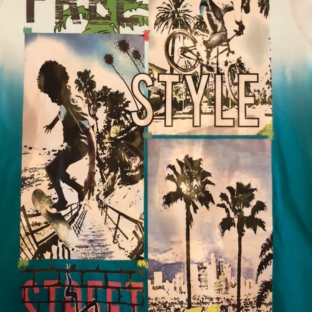 Flapdoodles boys street vibes set red & blue  NWT size 5